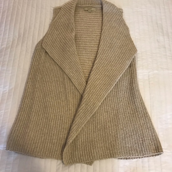 LOFT Sweaters - Loft sweater vest